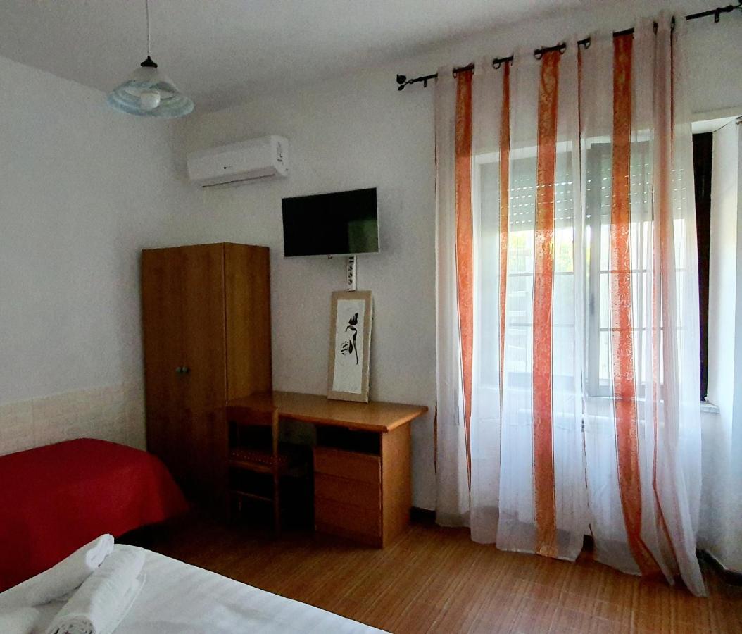 Bilocale Scauri Marina Di Via Colombo Minturno