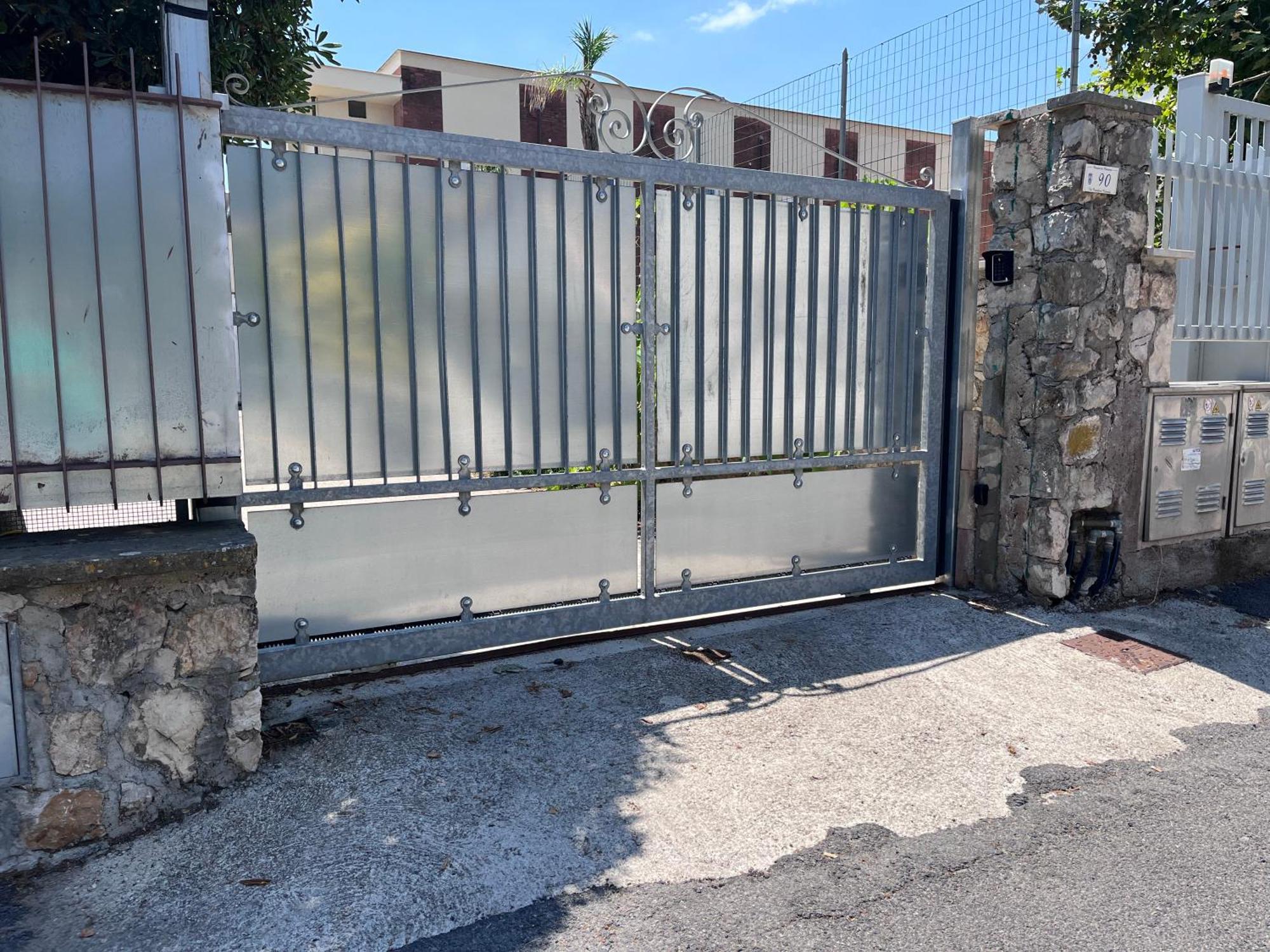 Bilocale Scauri Marina Di Via Colombo Minturno